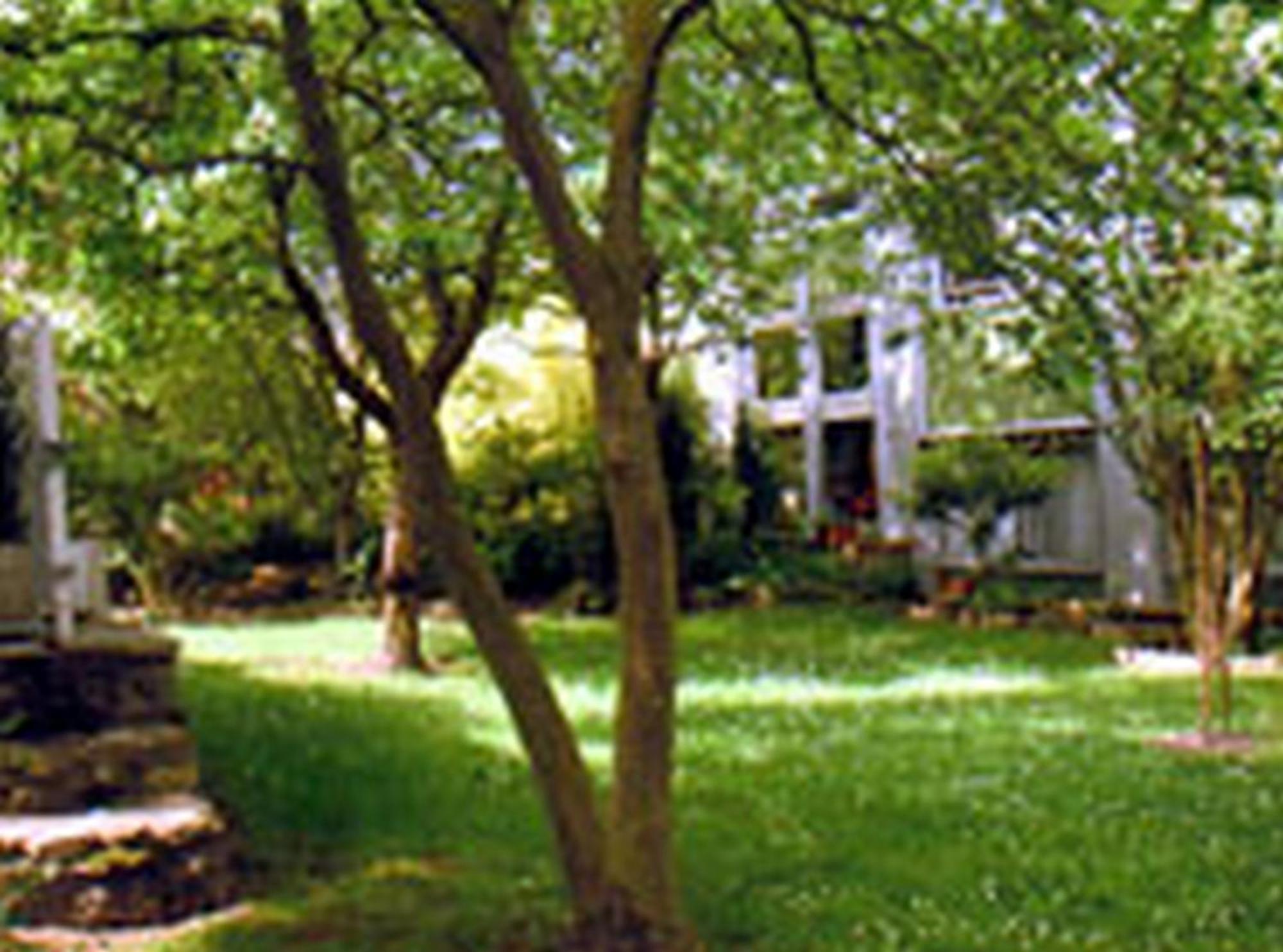 Aerotel Versailles Saint Cyr - L'Etape Du Silence Exterior photo